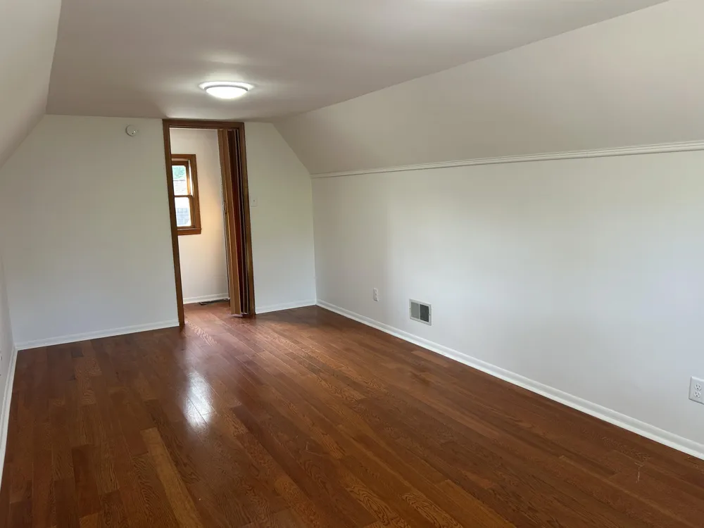 3622 Churchill Avenue Flint City, MI 48506