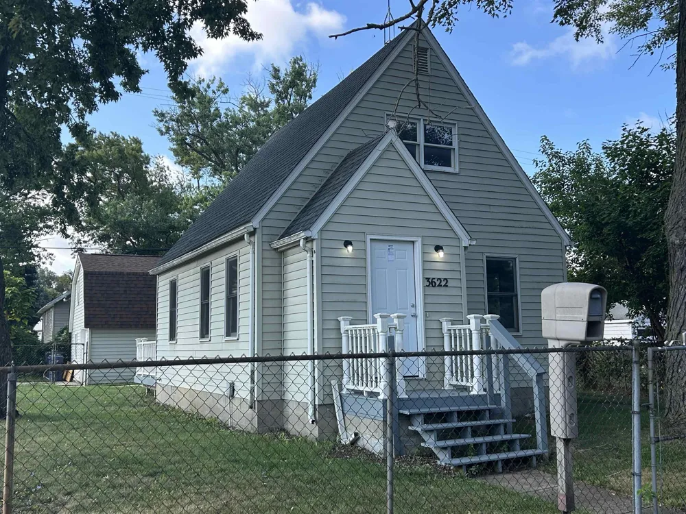 3622 Churchill Avenue Flint City, MI 48506