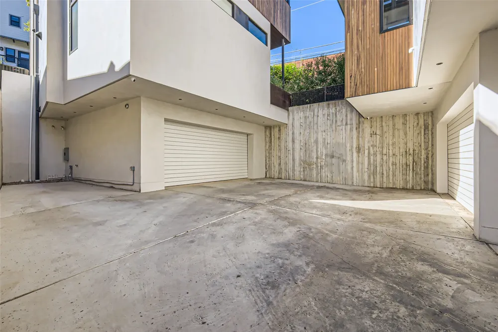 1315 W 9th Street #B Austin, TX 78703