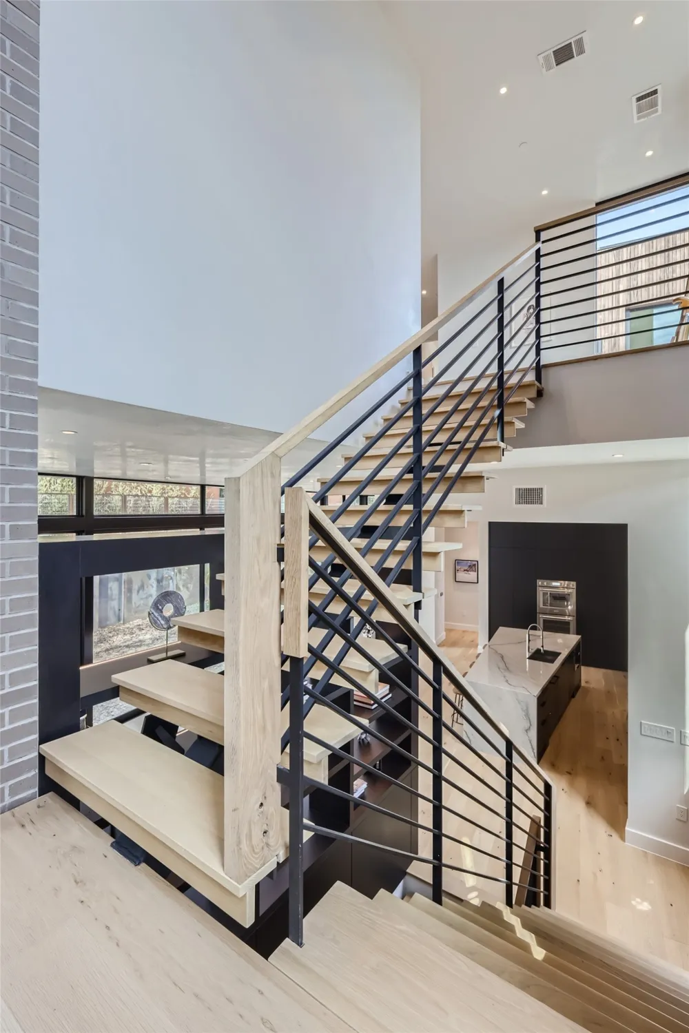 1315 W 9th Street #B Austin, TX 78703