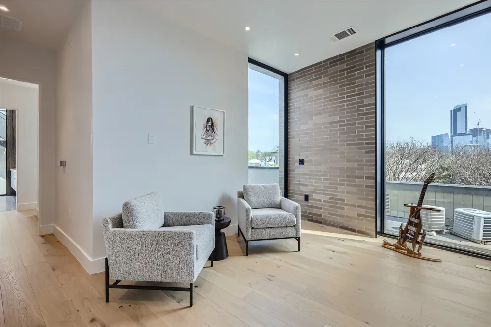 1315 W 9th Street #B Austin, TX 78703