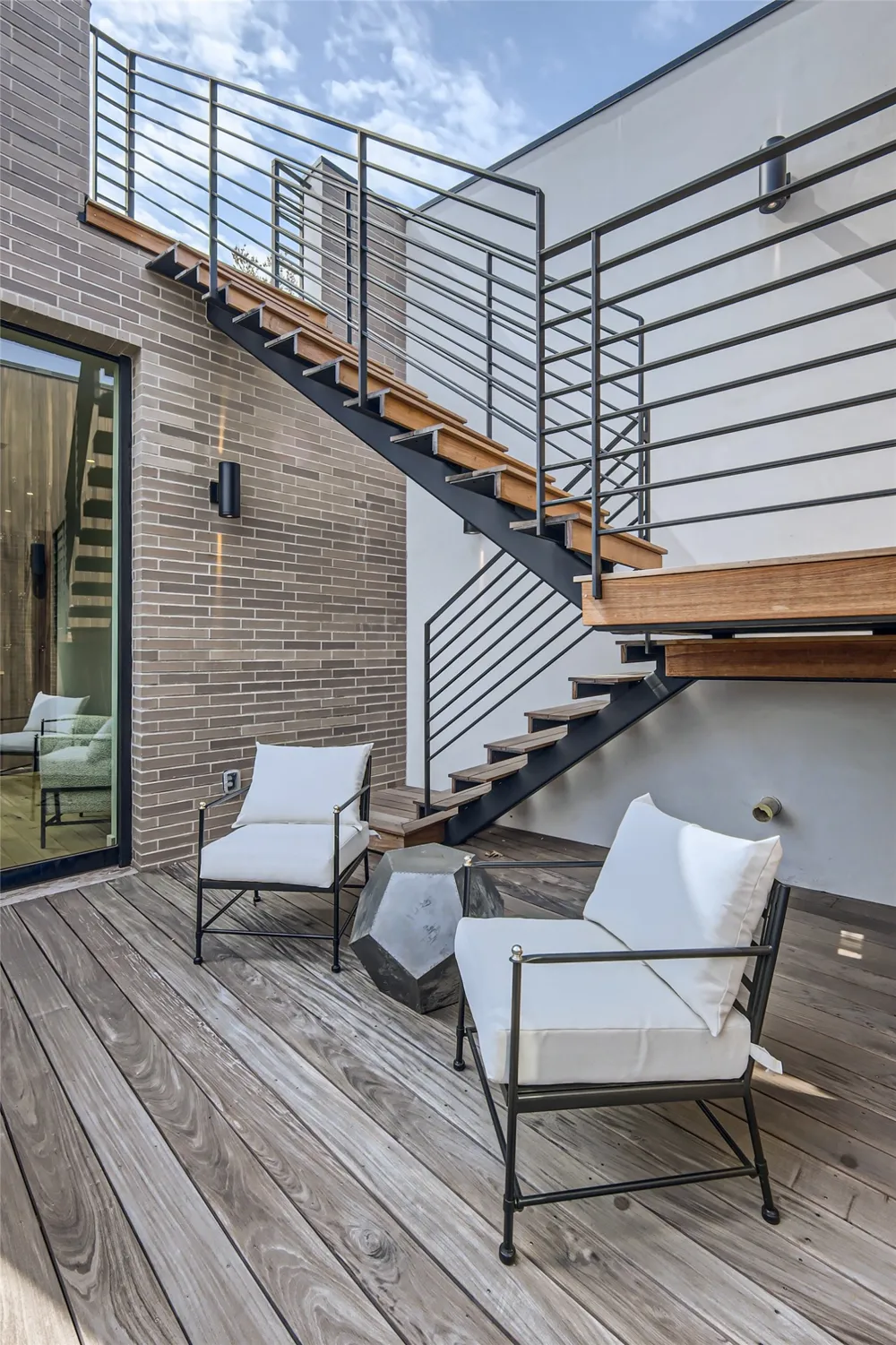 1315 W 9th Street #B Austin, TX 78703