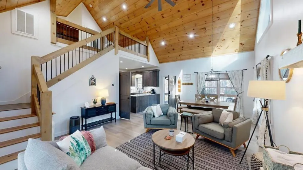 345 Deer Trail Mineral Bluff, GA 30559