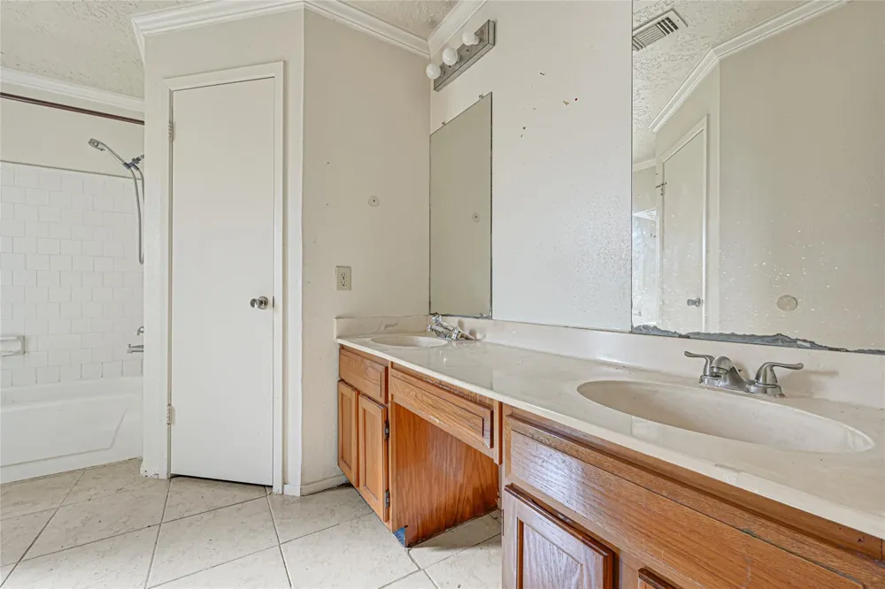 2314 Buttonhill Drive Missouri City, TX 77489