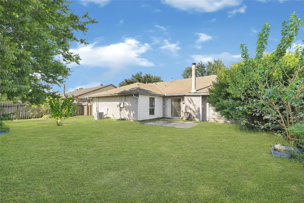 2314 Buttonhill Drive Missouri City, TX 77489