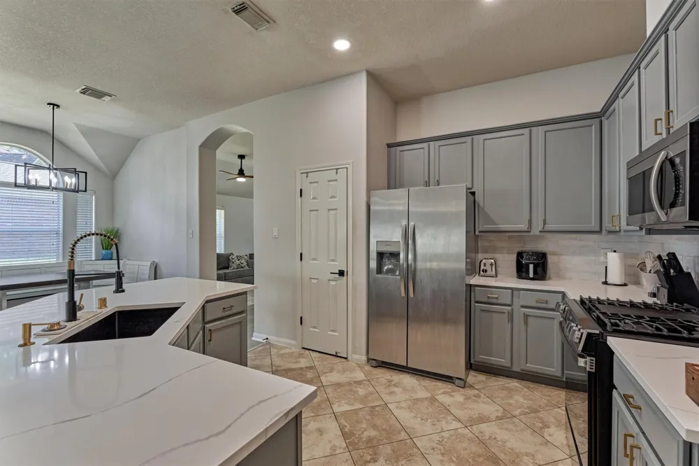 3729 Breckenridge Drive Montgomery, TX 77356