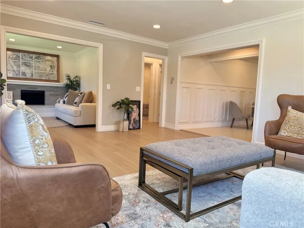 5713 E Wardlow Long Beach, CA 90808