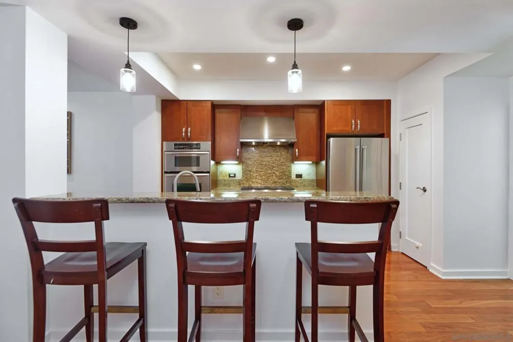 5440 La Jolla Blvd #E103 La Jolla, CA 92037