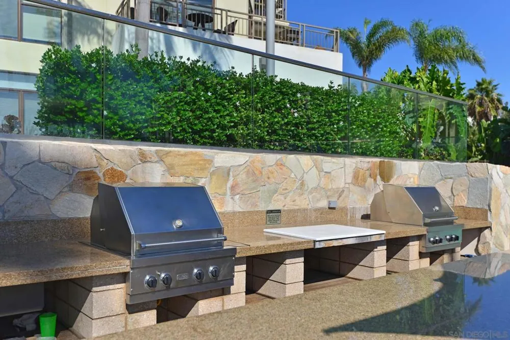 5440 La Jolla Blvd #E103 La Jolla, CA 92037