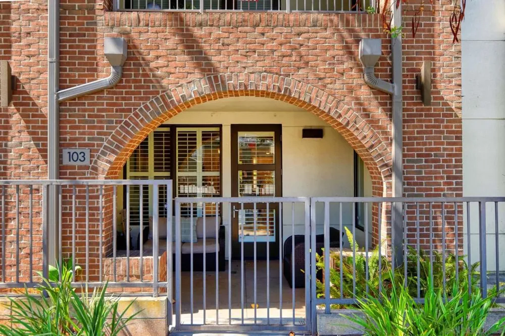 5440 La Jolla Blvd #E103 La Jolla, CA 92037