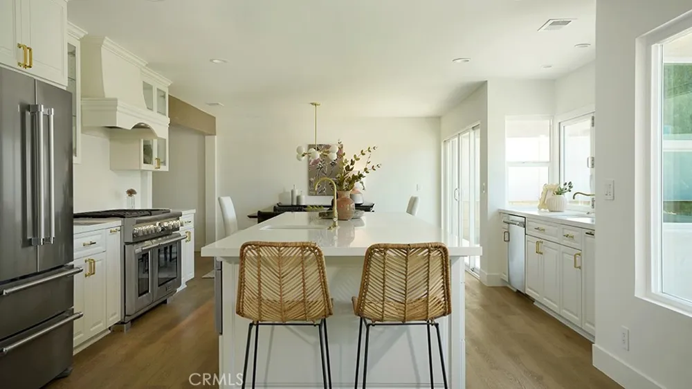 361 S Yorkshire Anaheim, CA 92808