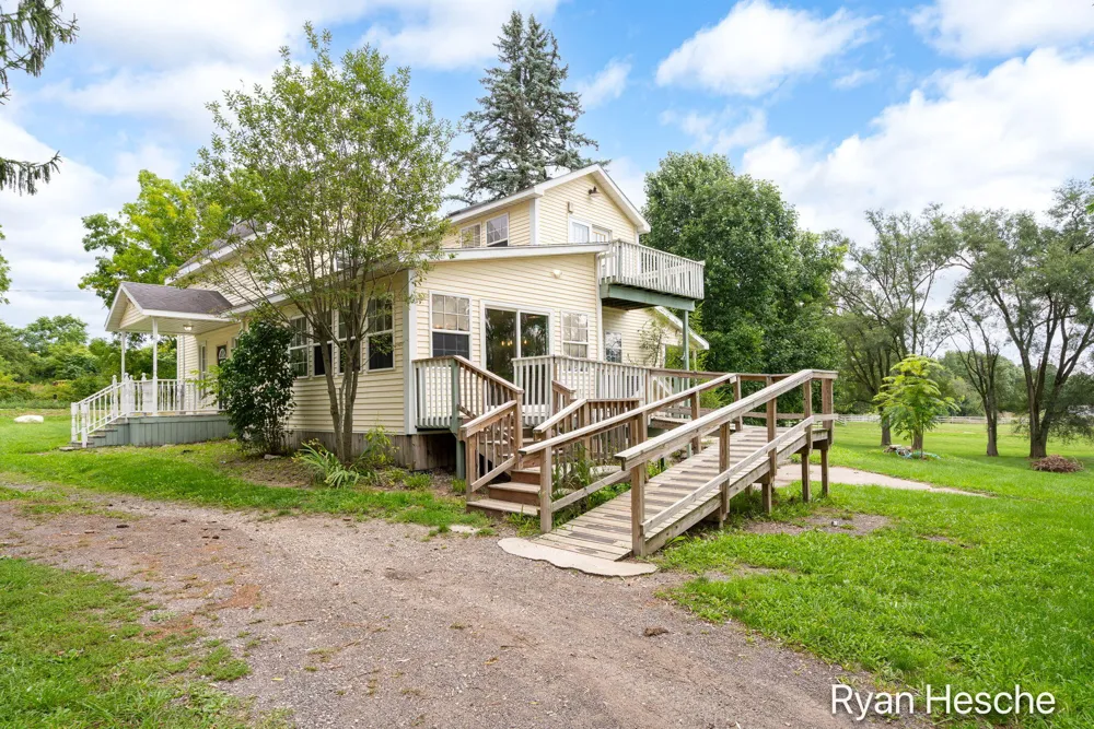 3681 Sayles Road Ionia, MI 48846