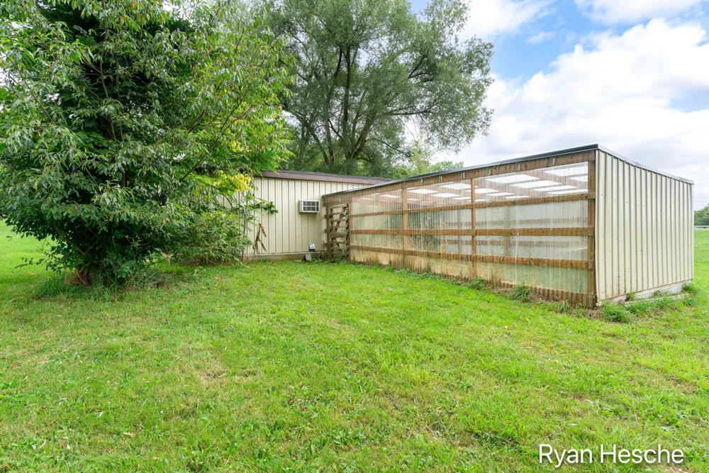 3681 Sayles Road Ionia, MI 48846