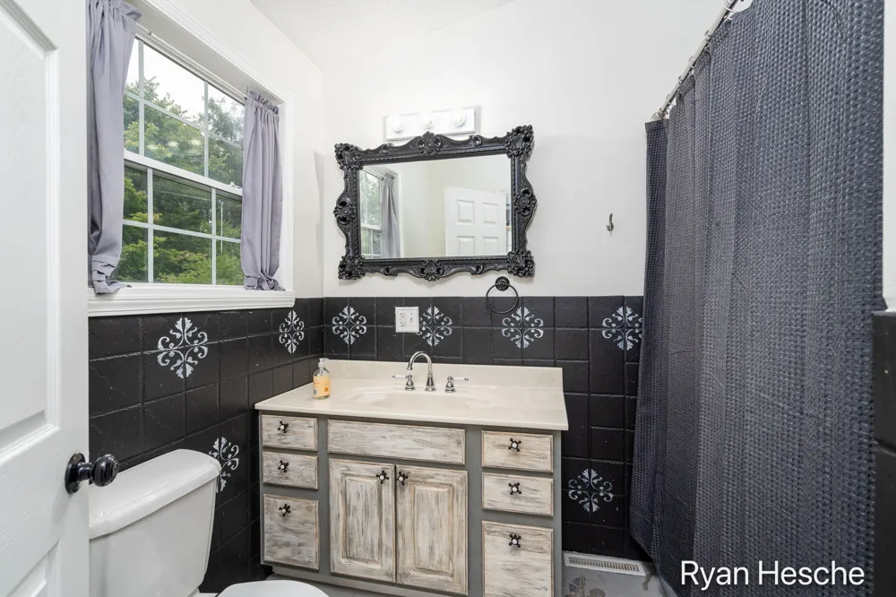 3681 Sayles Road Ionia, MI 48846