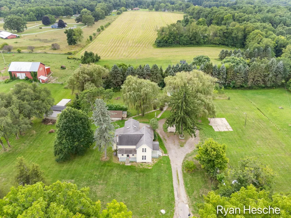 3681 Sayles Road Ionia, MI 48846