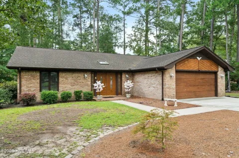 6 Sage Court