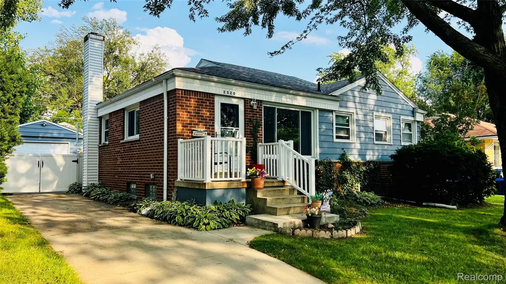 2520 Barstow Road Lansing City, MI 48906