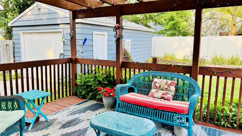 2520 Barstow Road Lansing City, MI 48906