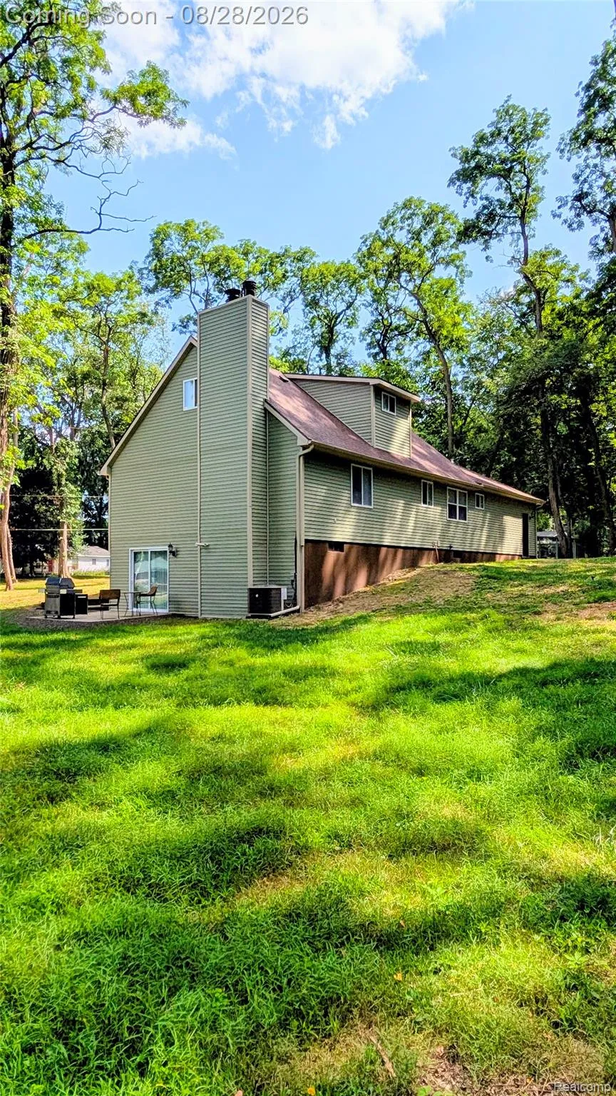 15196 Shiawassee Drive Argentine Township, MI 48418