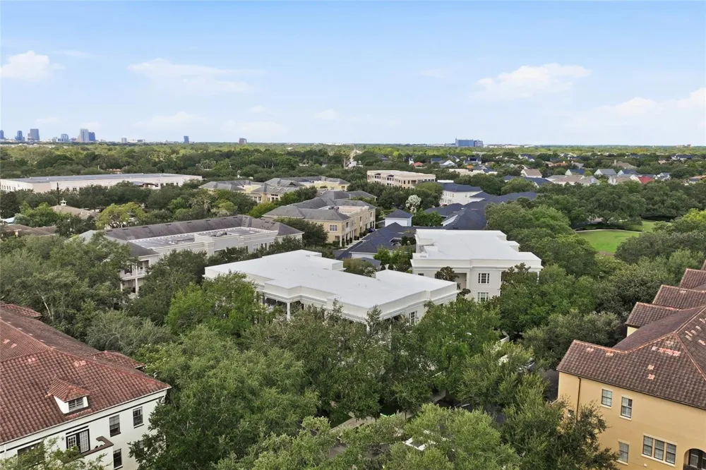 1674 LAKEMONT AVENUE #101 Orlando, FL 32814
