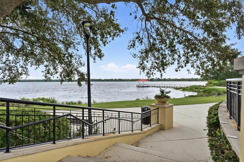 1674 LAKEMONT AVENUE #101 Orlando, FL 32814