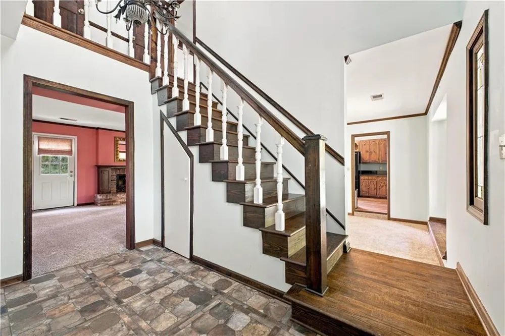 102 Valley Brook Drive Rome, GA 30161