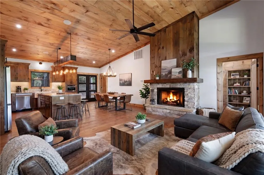 299 Greenfield Road Morganton, GA 30560