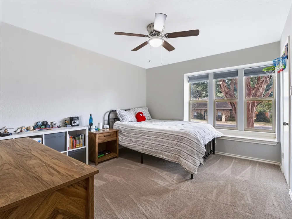3313 Bobwhite Drive Bedford, TX 76021