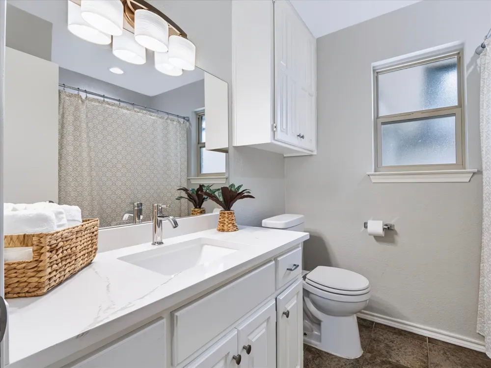 3313 Bobwhite Drive Bedford, TX 76021