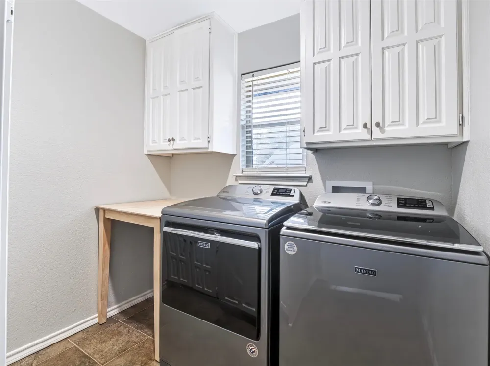 3313 Bobwhite Drive Bedford, TX 76021
