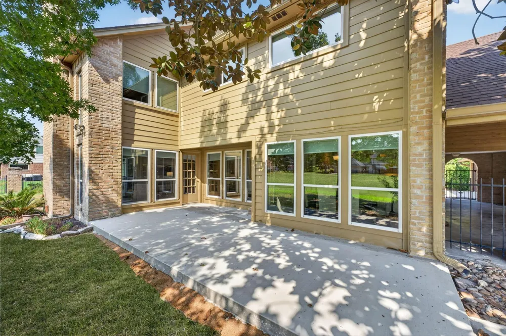 589 Brandon Road Conroe, TX 77302