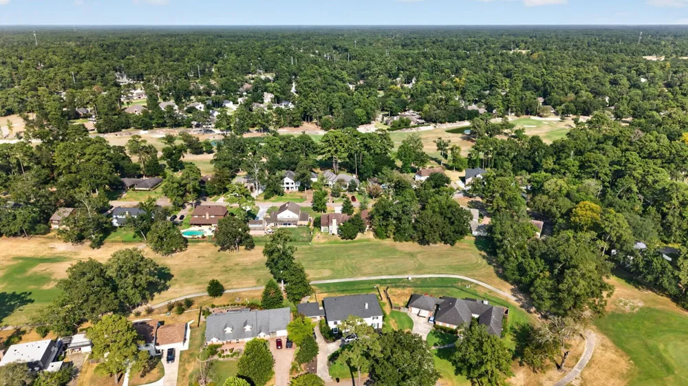 589 Brandon Road Conroe, TX 77302