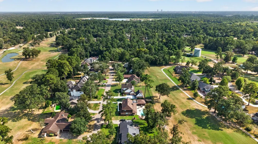 589 Brandon Road Conroe, TX 77302