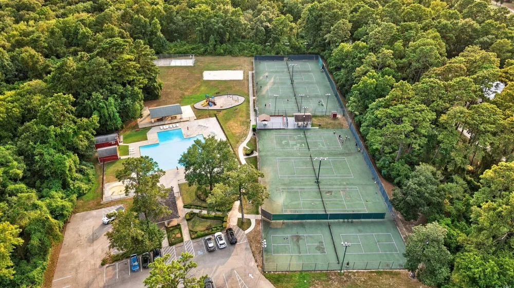 589 Brandon Road Conroe, TX 77302