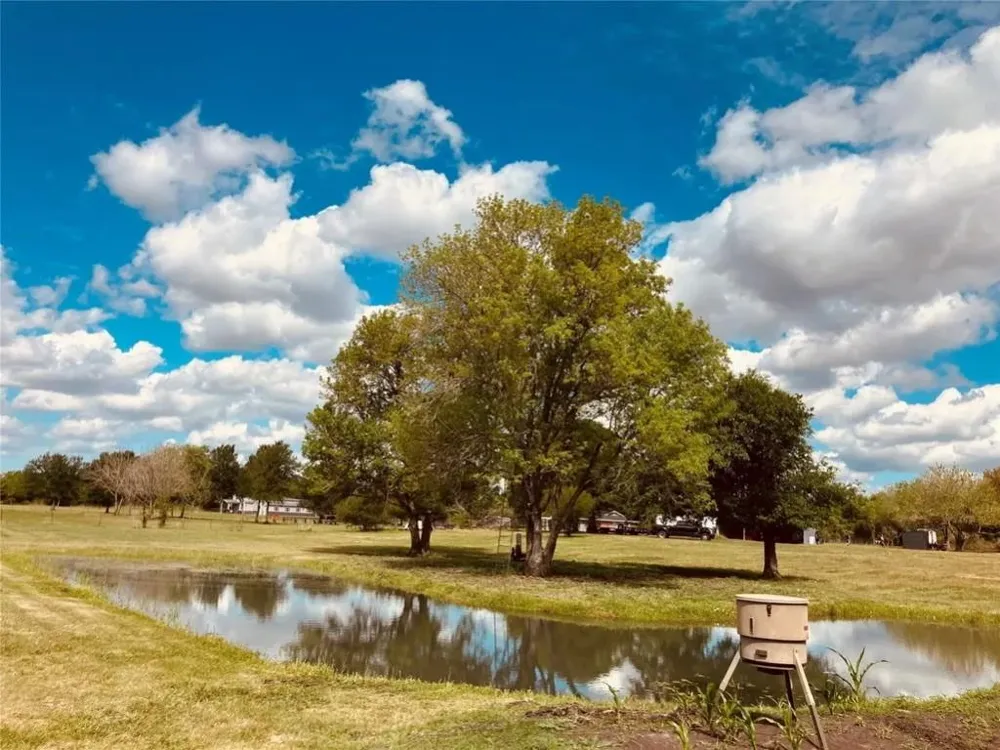 10250 Jenny Lynn Lane Chappell Hill, TX 77426