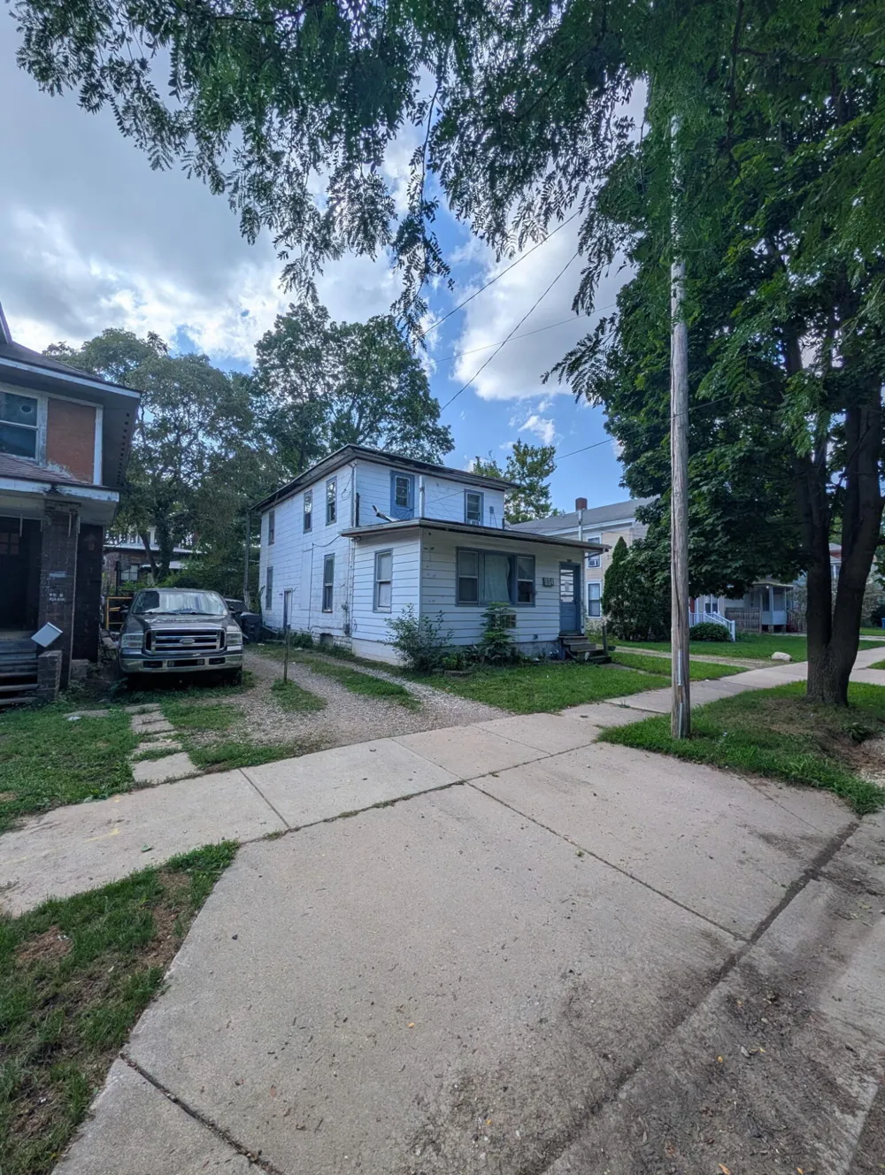 934 Osborne Street Kalamazoo, MI 49001