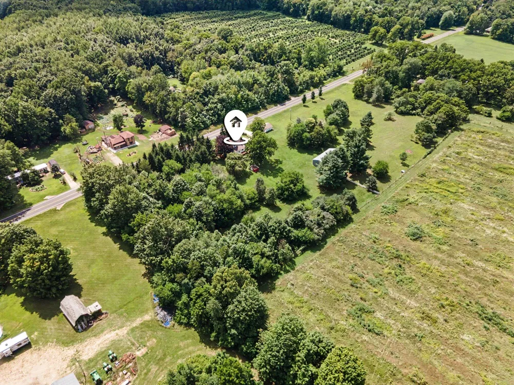 45054 County Road 380 Bloomingdale, MI 49026