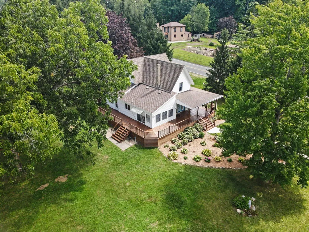 45054 County Road 380 Bloomingdale, MI 49026