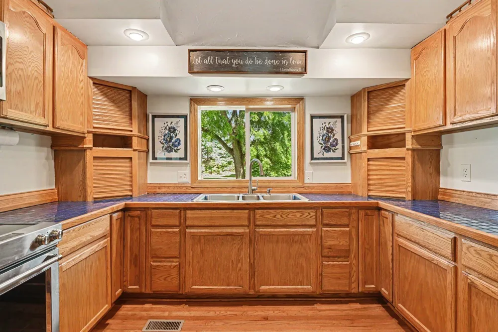45054 County Road 380 Bloomingdale, MI 49026