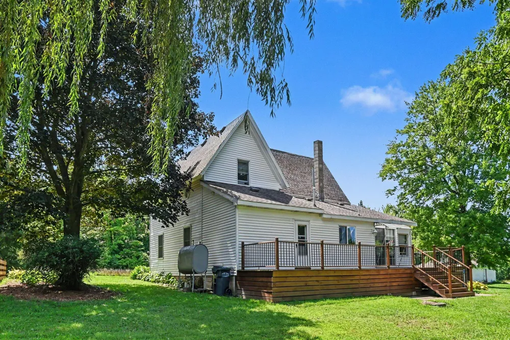 45054 County Road 380 Bloomingdale, MI 49026