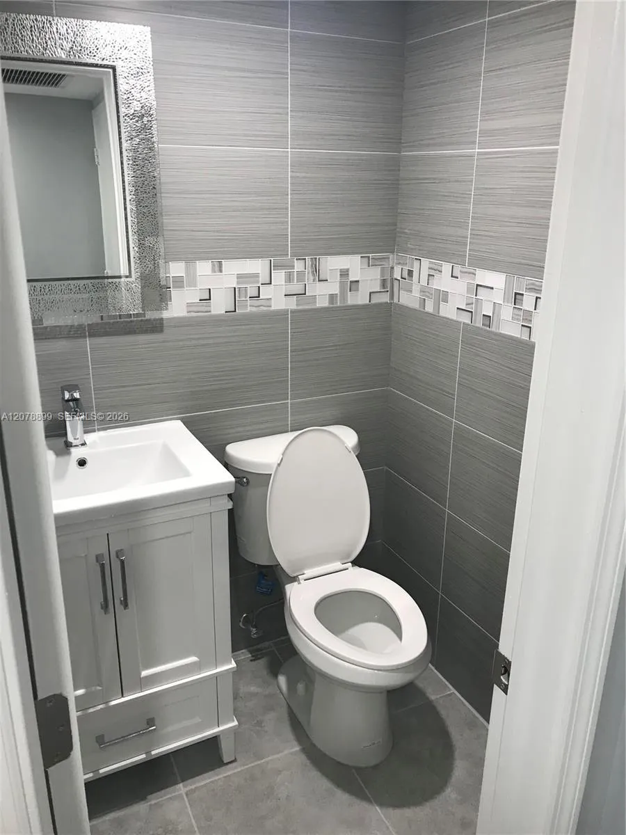 1600 S Ocean Dr #18D Hollywood, FL 33019