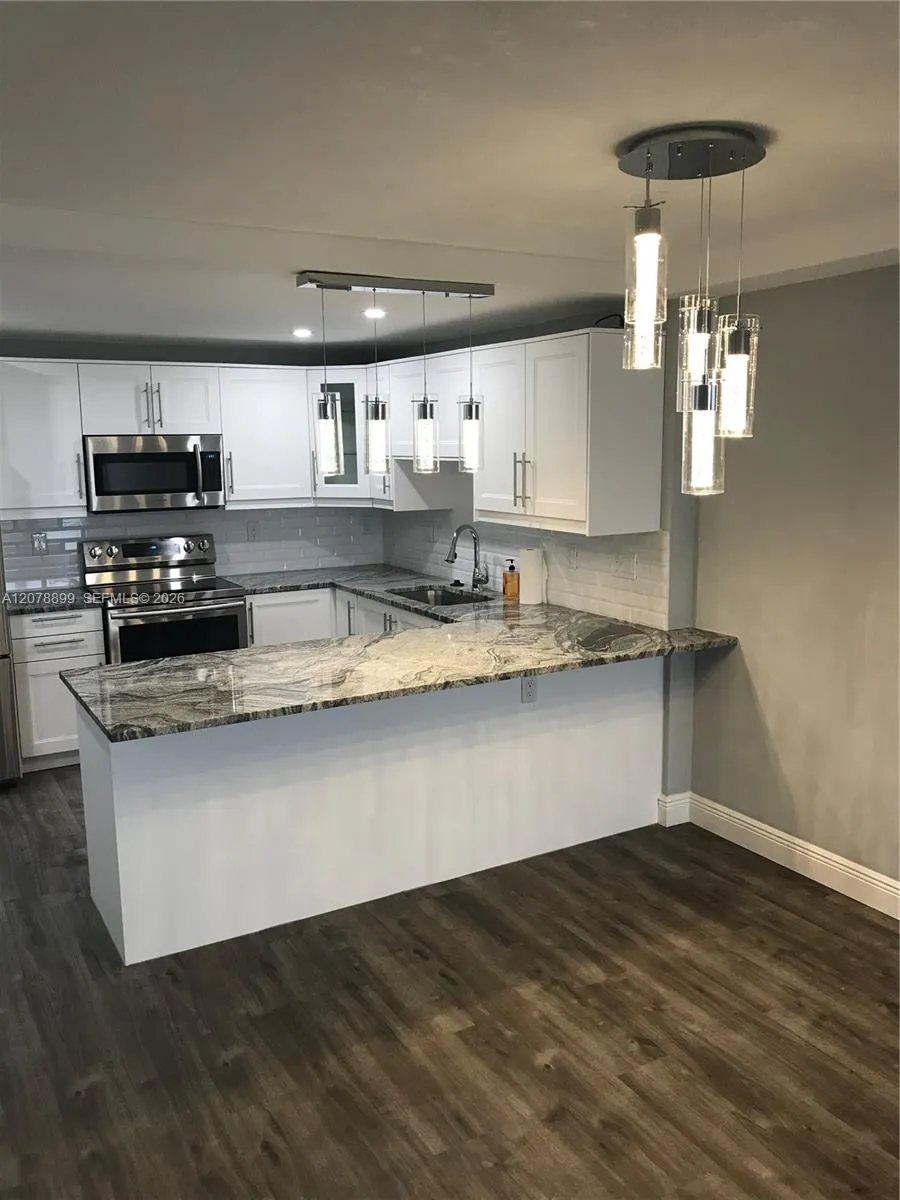 1600 S Ocean Dr #18D Hollywood, FL 33019