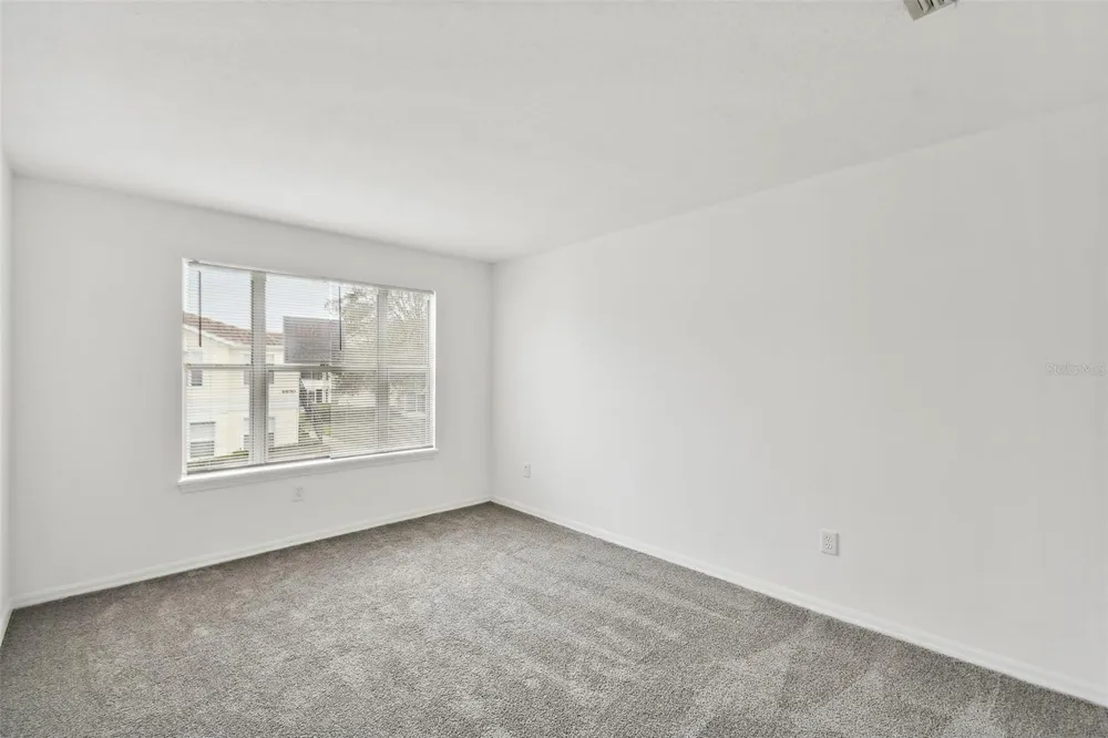 8827 GRAND PALMS CIRCLE #B Kissimmee, FL 34747