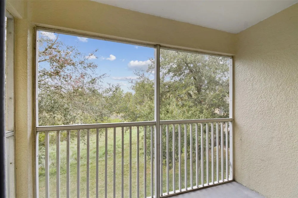 8827 GRAND PALMS CIRCLE #B Kissimmee, FL 34747