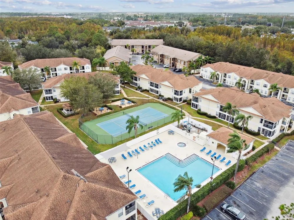 8827 GRAND PALMS CIRCLE #B Kissimmee, FL 34747