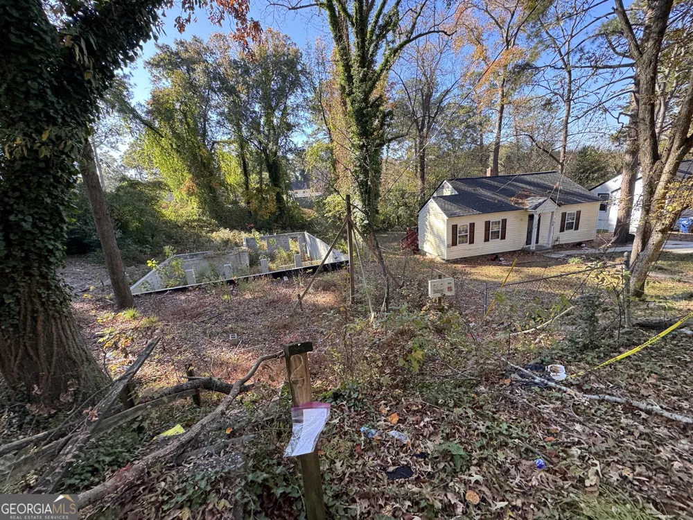 2034 Arlington CIR NW Atlanta, GA 30318
