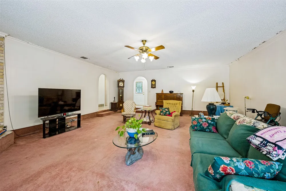 3014 Idlecreek Drive Dalworthington Gardens, TX 76016
