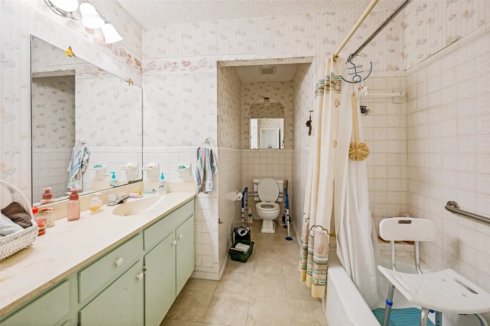 3014 Idlecreek Drive Dalworthington Gardens, TX 76016