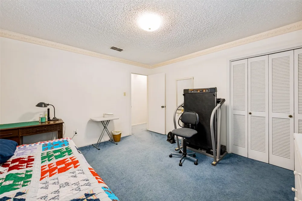 3014 Idlecreek Drive Dalworthington Gardens, TX 76016