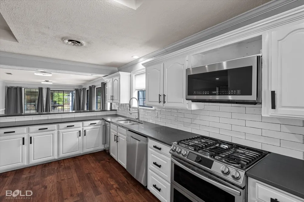 614 Pelican Place Shreveport, LA 71105